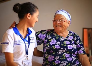 Vatandaşların Sıhhati için Büyükşehir Takımları Konutlara Konuk Oluyor