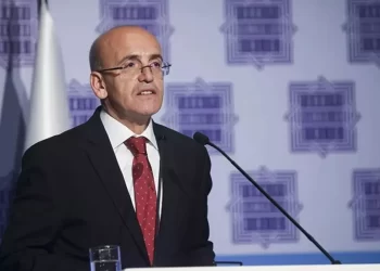 Mehmet Şimşek Financial Times’a konuştu: Zorlu koşulların tersine dönmesi zaman alacak