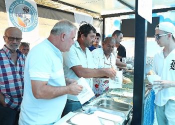 Aliağa’da Balık Ekmek Şenliği