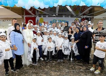 Bayraklı’da sünnet şöleni