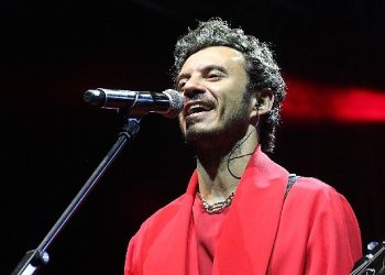 Buray, Darıca’da müzik dolu bir gece yaşattı