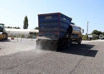 Burhaniye Belediyesi Fen İşleri Müdürlüğü Takımları Aralıksız Çalışmaya Devam Ediyor