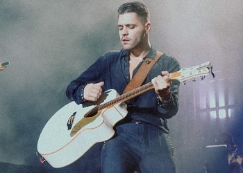 Buyruk Can İğrek Süper Performansı ile Ayakta Alkışlandı