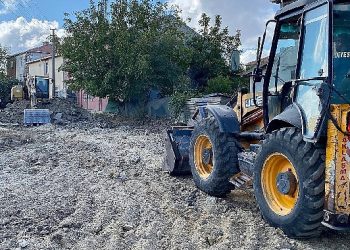 Büyükyoncalı’da yol çalışmaları devam ediyor