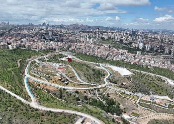 Çankaya’nın dev parkı Bademlidere Cumhuriyet Parkı açıldı