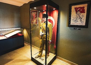 Cumhuriyet’in 100. Yılında HİSART Canlı Tarih Müzesi Koleksiyonundan Yeni Stant