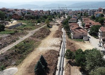 Derince Köprülü Kavşak Çalışmaları kapsamında altyapı sınırları deplase ediliyor