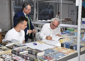 Gemlik Kitap Limanı edebiyatın değerli isimlerini ağırlamaya devam ediyor