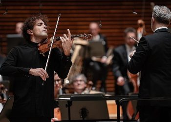 Genç Keman Sanatkarımız Elvin Hoxha Ganiyev, Karol Szymanowski Memleketler arası Müzik Yarışında 2.lik Mükafatını Aldı