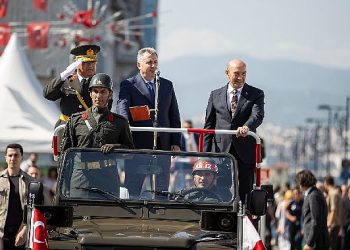 İzmir’de “Zafer” coşkusu