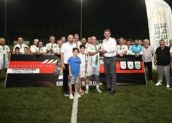 Kartepe Şöhretlerde Şampiyon Suadiyespor