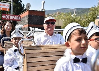 Kemalpaşalı miniklerin sünnet heyecanı