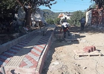 Kemer’de Yol ve Kaldırım Çalışmaları