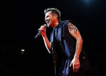 Kenan Doğulu, Harbiye’de binlerce hayranıyla yine buluştu