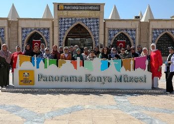 KUZEM’in işitme engelli kursiyerleri Konya’da buluştu