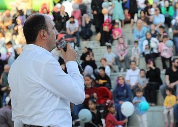 Lider Altay Mistik Müzik Şenliği Etkinliklerinde Vatandaşlarla Buluştu