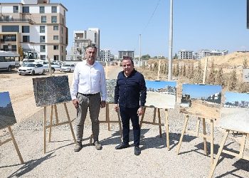 Lider Böcek Altıntaş’ta sıkıntıları dinledi