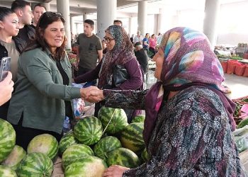 Lider Çerçioğlu Yenipazar Çarşamba Pazarı’nda Vatandaşlarda Buluştu