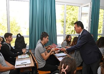 Lider Dündar, 9 Bin 662 Öğrenci ile Buluştu