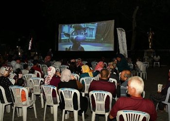 Mersin Yenişehir Belediyesinin açık hava sinema günleri başladı