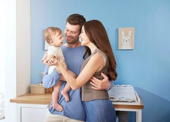 Molfix’in Başak ve Kıvanç Tatlıtuğ çifti ile ikinci reklam sineması yayında