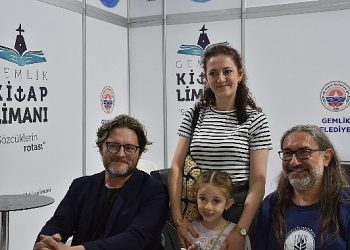 Müzik ve Edebiyatı Harmanlayan Müellifler: Tuna Kiremitçi ve Murat Meriç