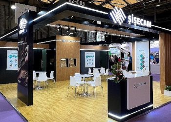 Şişecam Şangay Deri Fuarı’nda Krom eserlerini sergiledi