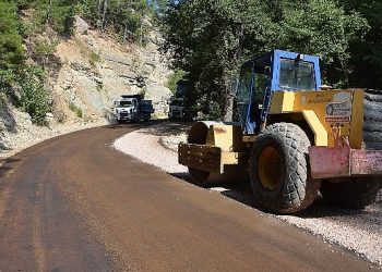Taşatan küme yolu asfaltlandı
