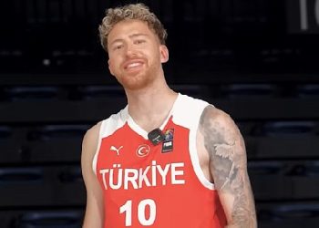Tatilbudur Türk Basketbolunun yanında olmaya devam ediyor!