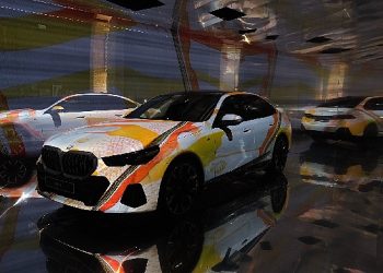 Yeni BMW i5, “The Electric AI Canvas” Enstalasyonuyla Contemporary Istanbul’da Sanatseverlerle Buluşuyor