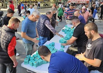 29.Yeşil İhsaniye Elma Şenliği Lezzet Dağıtımı ile Başladı