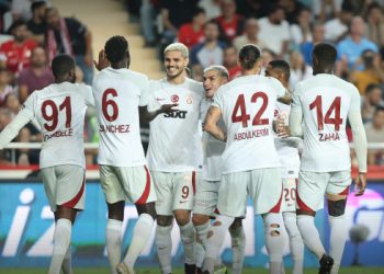 Galatasaray deplasmanda Antalyaspor’u yendi