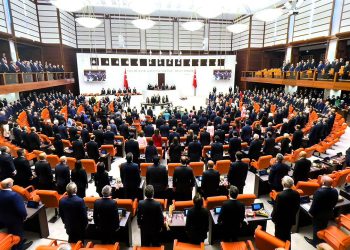 Meclis haftaya yoğun başladı