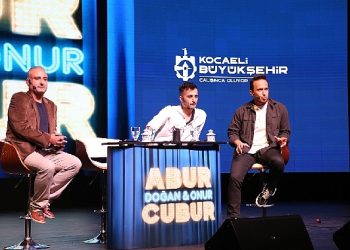 Abur Cubur Show Seyirciden Tam Not Aldı