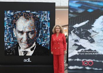 adL’nin Cumhuriyet’in 100. Yılına Özel Manalı Atatürk Portresi 12 Ekim’e Kadar Vadistanbul’da Sergilenecek