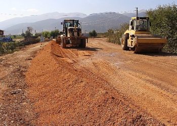 Antalya Büyükşehir Elmalı Bayralar köprüsünü yeniledi