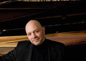 Bach’ın Majestik Yapıtı “Goldberg Varyasyonları” Özür Aydın Yorumuyla CRR’de!