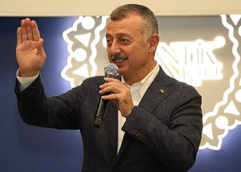 ”Büyüklerimiz, ömrümüzün en kıymetli hazineleridir”