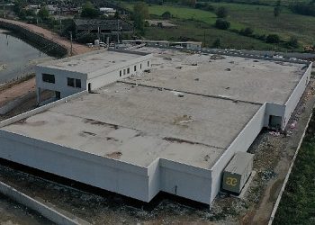 Büyükşehir Belediyesi’nin muhtemel bir afette Marmara Bölgesine hizmet sunması için projelendirdiği Besin Üretim Tesisinde çalışmalar devam ediyor