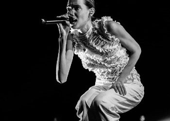 Charlotte Cardin Şiddetli PSM’de Bir Defa Daha Hayranlarıyla Buluştu