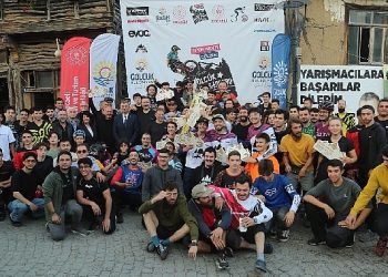 Dağ Bisikleti Downhill Cup Gölcük’te Büyük Heyecana Sahne Oldu