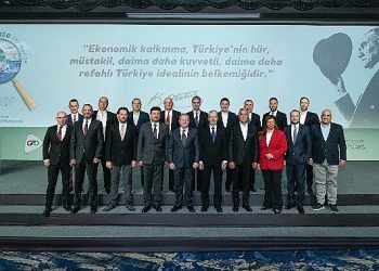 GPD’nin bir ortaya getirdiği besin bölümü, tarımdan lojistiğe, sürdürülebilirlikten insan kaynağına kıymetli başlıklarda görüşlerini paylaştılar