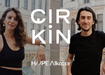 Hope Alkazar’ın Birinci Tiyatro Oyunu Berbat Kasım Ayında Sahnede