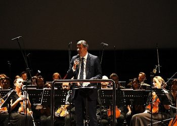Kadıköy Belediyesi’nin Cumhuriyet’in 100. Yılı Dönümü için hazırlattığı “Türkiye” İsimli Eser Birinci Sefer Dinleyiciyle Buluştu