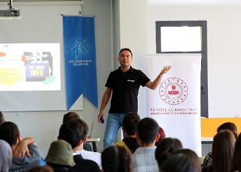 Küçükçekmeceli Gençler Erasmus Günlerine Ağır İlgi Gösterdi