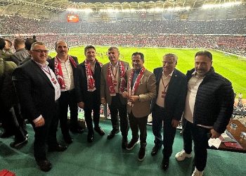 Lider Altay Ulusal Ekibi ve Konyalı Taraftarları Kutladı