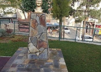 Lider Batur’dan Atatürk Büstüne Yapılan Berbat Akına Kınama