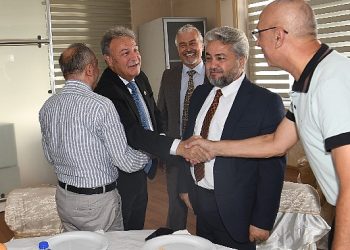 Lider İduğ’dan Sanayi Sitesi Esnafına Tavsiyeler