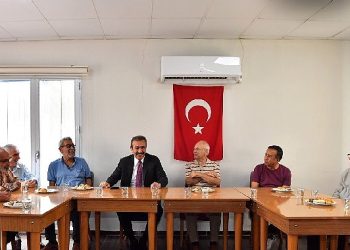 Lider Soner Çetin emeklilerin meselelerini dinledi