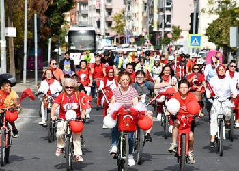 Pedallar cumhuriyet için çevrildi